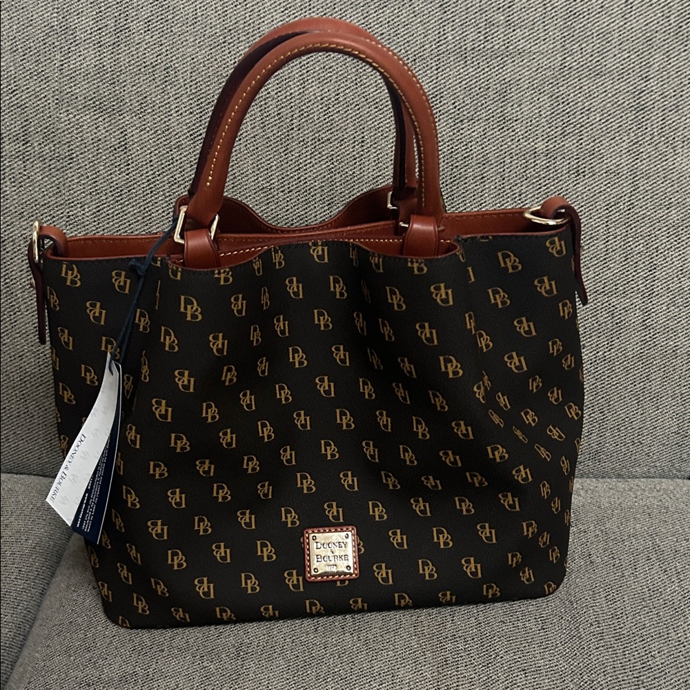 NWOT Dooney & Bourke Brenna Black and Brown Logo Tote